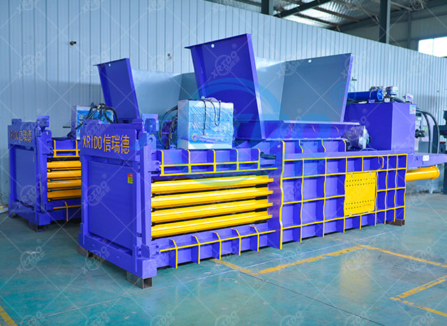 Hydraulic Baler Machine