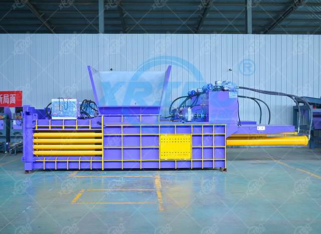 Hydraulic Baler Machine